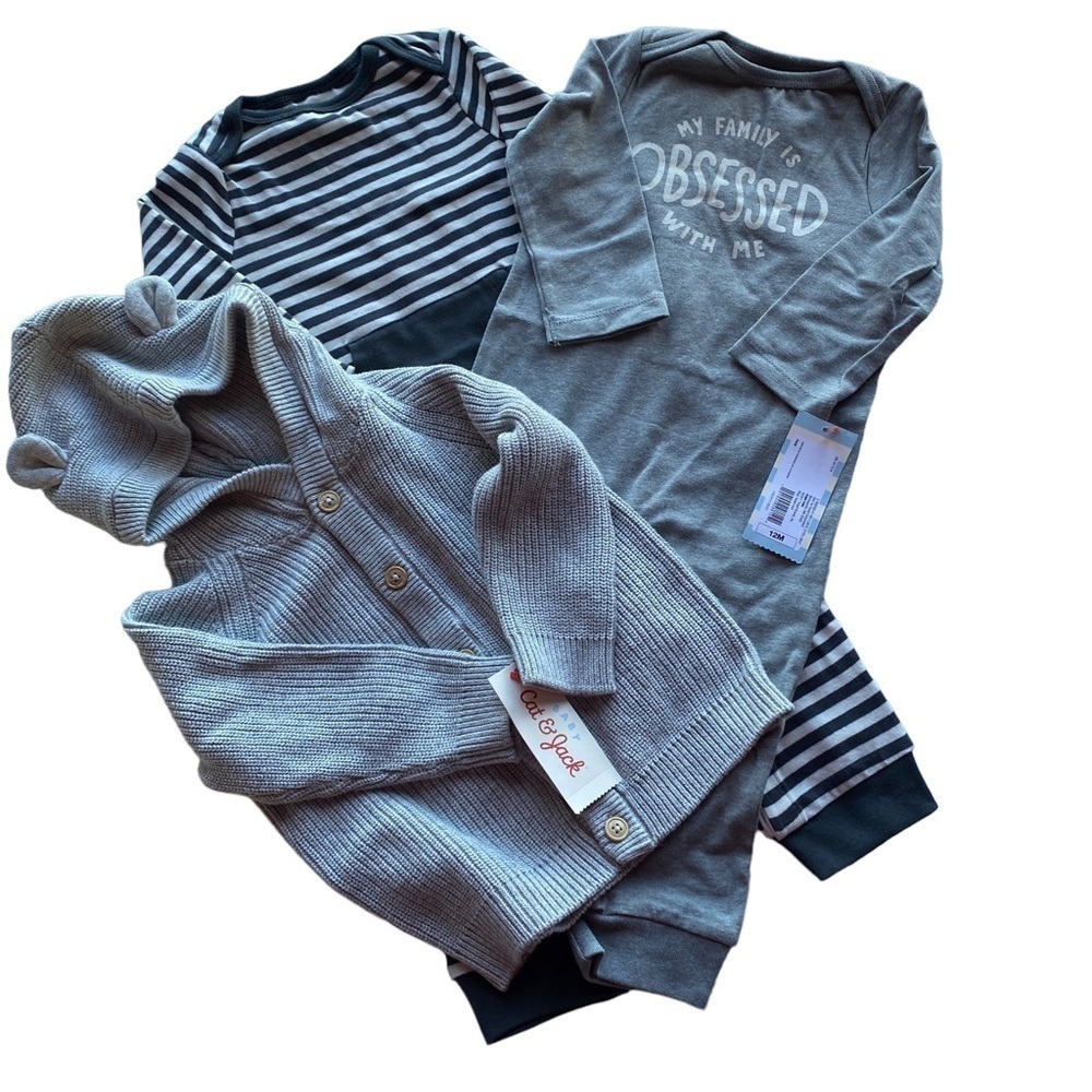 NWT Grey Longsleeve Lightweight Rompers with Cardigan 3 Pieces 12 Months